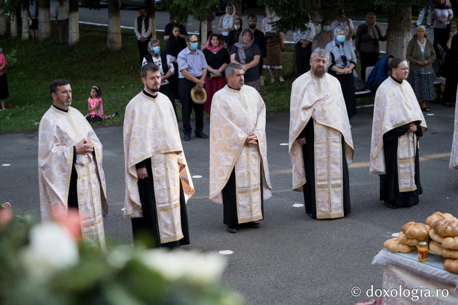 Priveghere în cinstea Sfântului Cuvios Ioan Iacob de la Neamț – 4 august 2020 / Foto: Bogdan Bulgariu